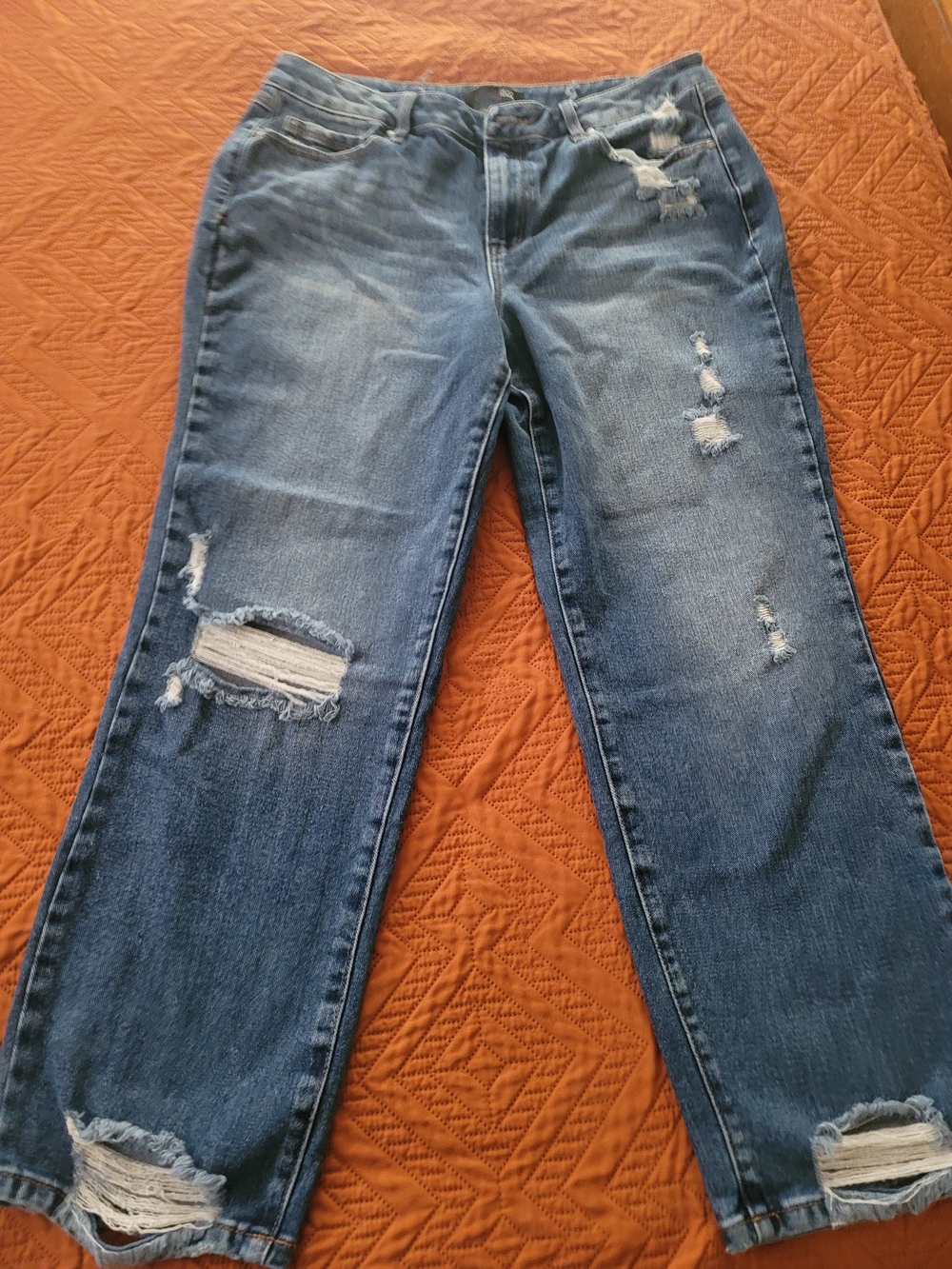 1822 Denim Straight Leg Distressed Blue Jeans